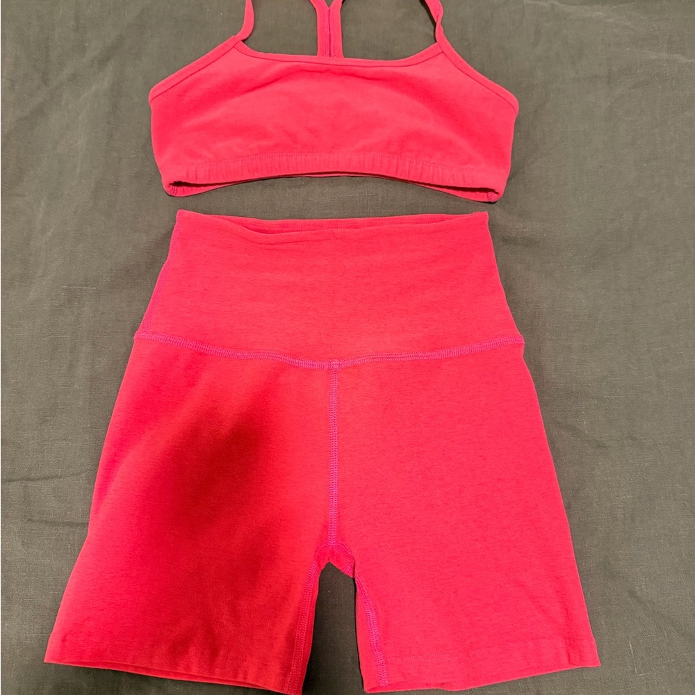 Beyond Yoga Bold Coral pink Activewear